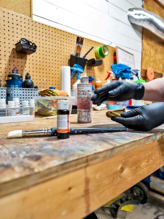 









677B


South Railway

Street Southeast,
Medicine Hat,




AB
T1A2V8

