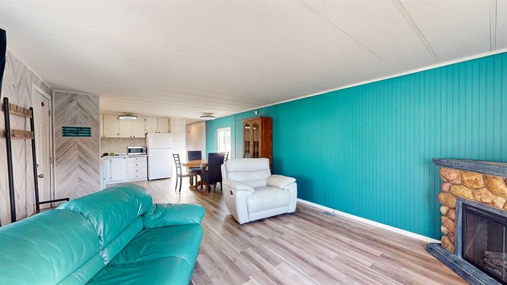 









4000


13

Avenue Southeast, 133,
Medicine Hat,




AB
T1B 1J3

