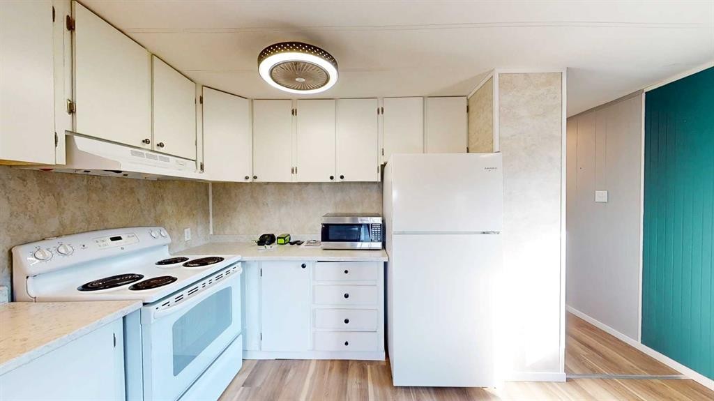 









4000


13

Avenue Southeast, 133,
Medicine Hat,




AB
T1B 1J3

