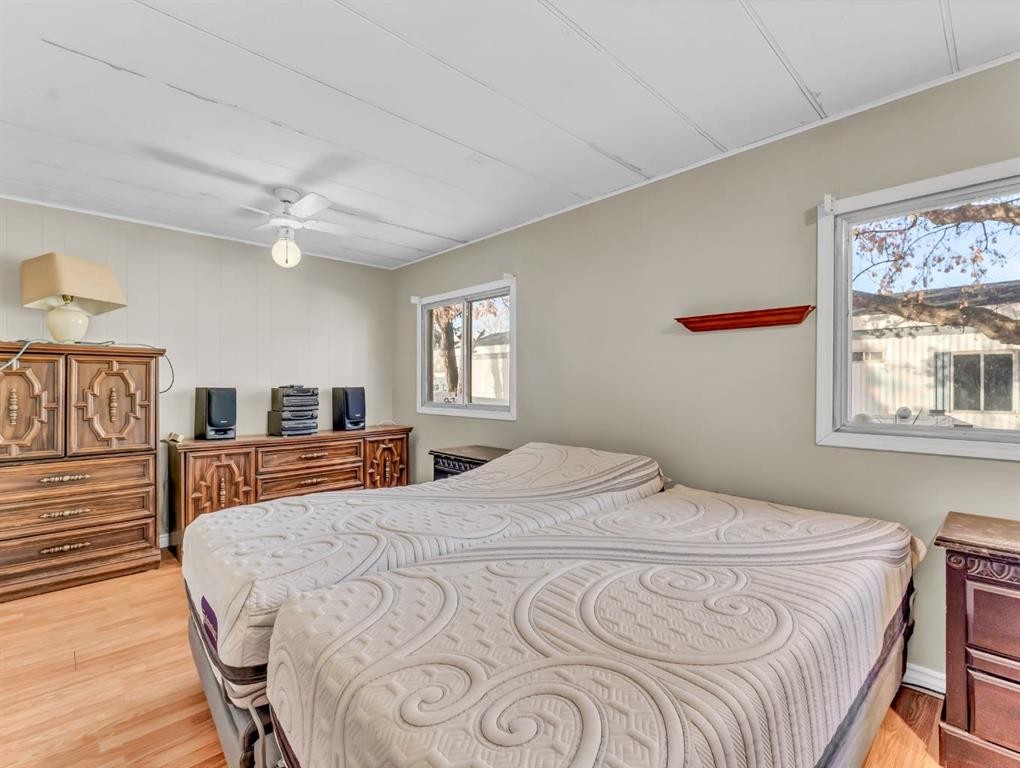 









4000


13

Avenue Southeast, 93,
Medicine Hat,




AB
T1B1J3

