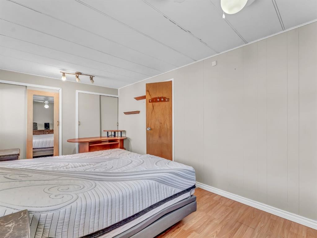 









4000


13

Avenue Southeast, 93,
Medicine Hat,




AB
T1B1J3

