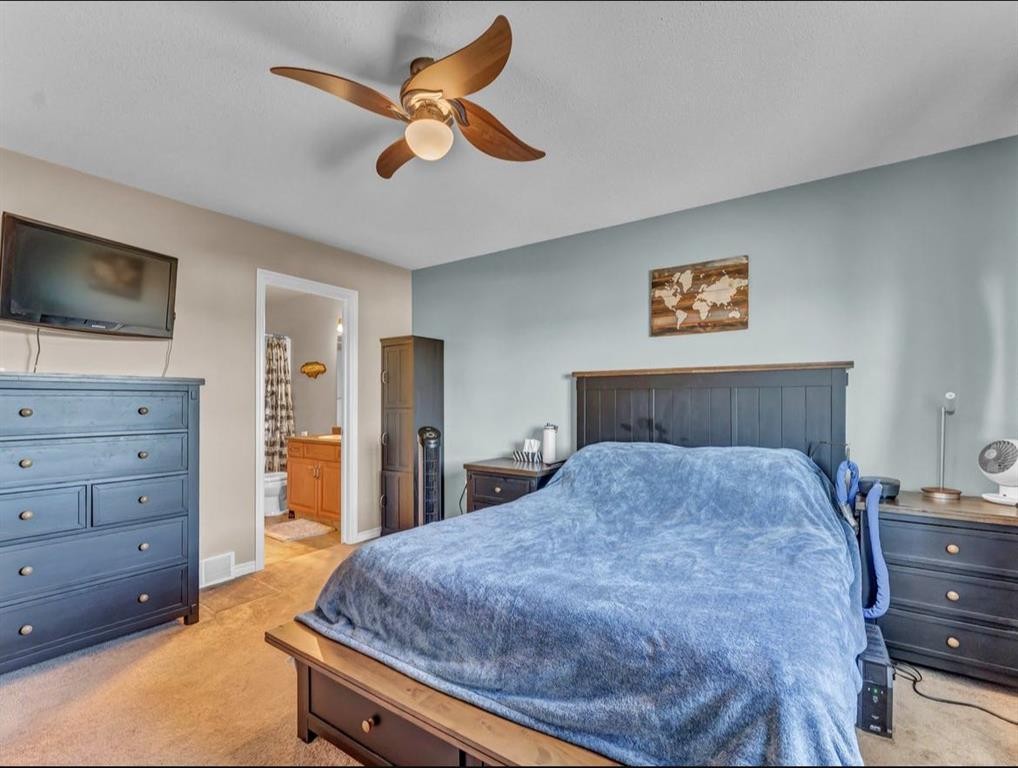 









28


Saamis

Close Southwest,
Medicine Hat,




AB
T1B4v6

