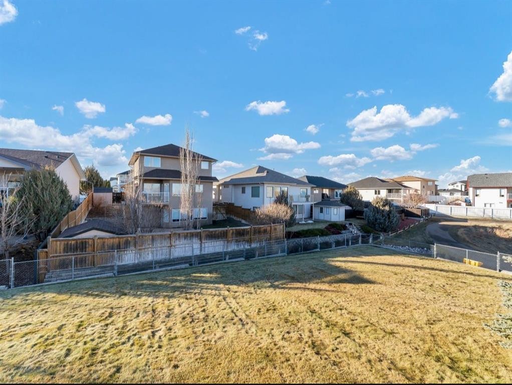 









28


Saamis

Close Southwest,
Medicine Hat,




AB
T1B4v6

