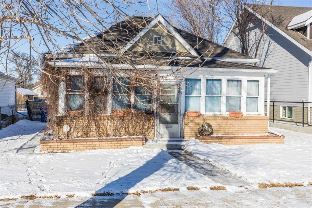 









966


Yuill

Street Southeast,
Medicine Hat,




AB
T1A 0Y8

