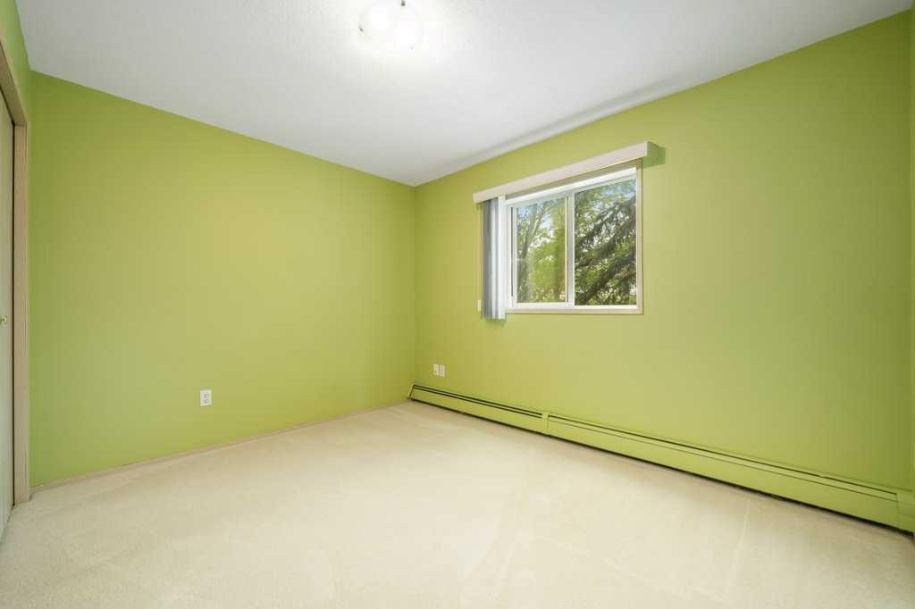









245


Red Deer

Drive Southwest, 202,
Medicine Hat,




AB
T1A8P4


