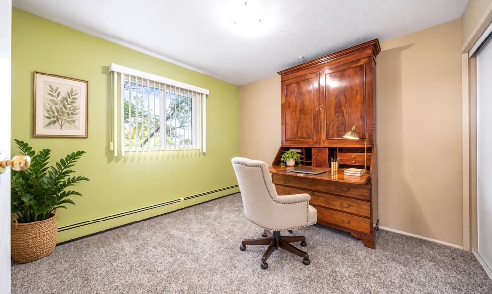 









245


Red Deer

Drive Southwest, 202,
Medicine Hat,




AB
T1A8P4


