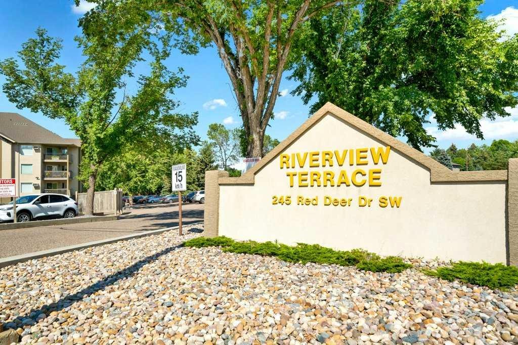 









245


Red Deer

Drive Southwest, 202,
Medicine Hat,




AB
T1A8P4

