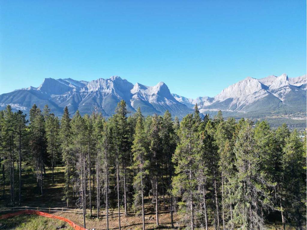 









483


Mountain Tranquility

Place,
Canmore,




AB
T2G 1B1


