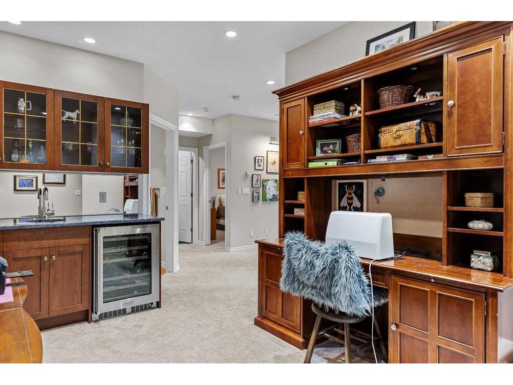 









137


Stone Creek

Road, 3,
Canmore,




AB
T1W 3A6

