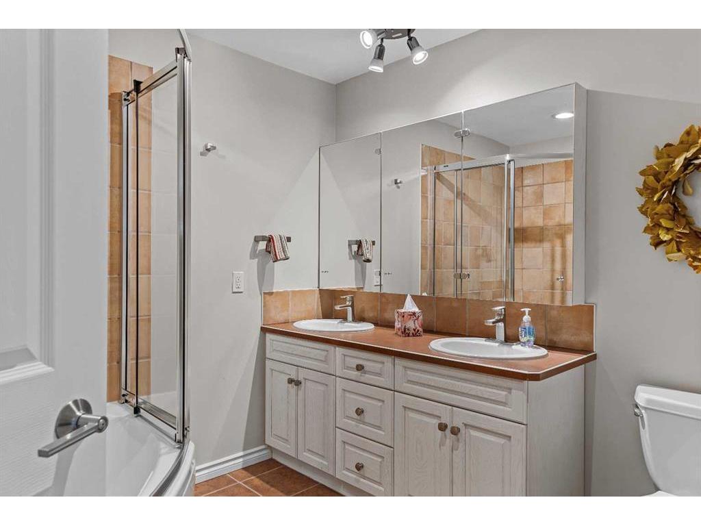 









137


Stone Creek

Road, 3,
Canmore,




AB
T1W 3A6

