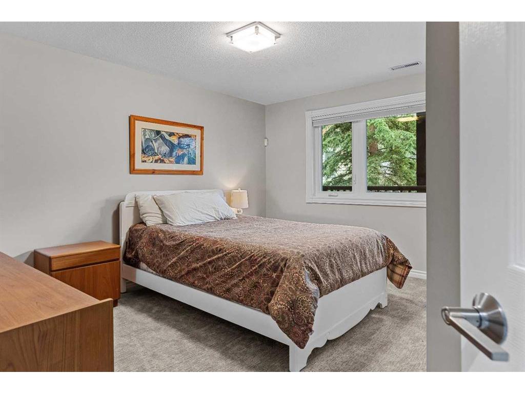 









137


Stone Creek

Road, 3,
Canmore,




AB
T1W 3A6

