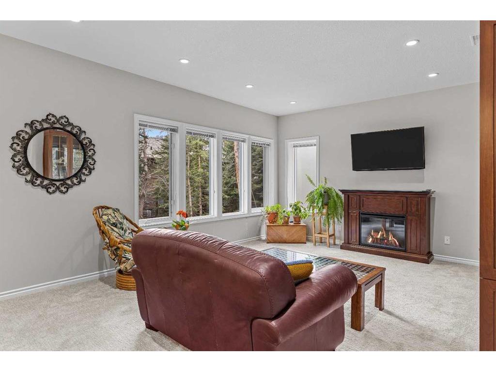 









137


Stone Creek

Road, 3,
Canmore,




AB
T1W 3A6

