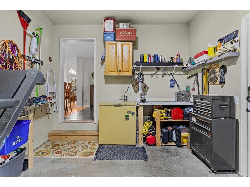 









137


Stone Creek

Road, 3,
Canmore,




AB
T1W 3A6

