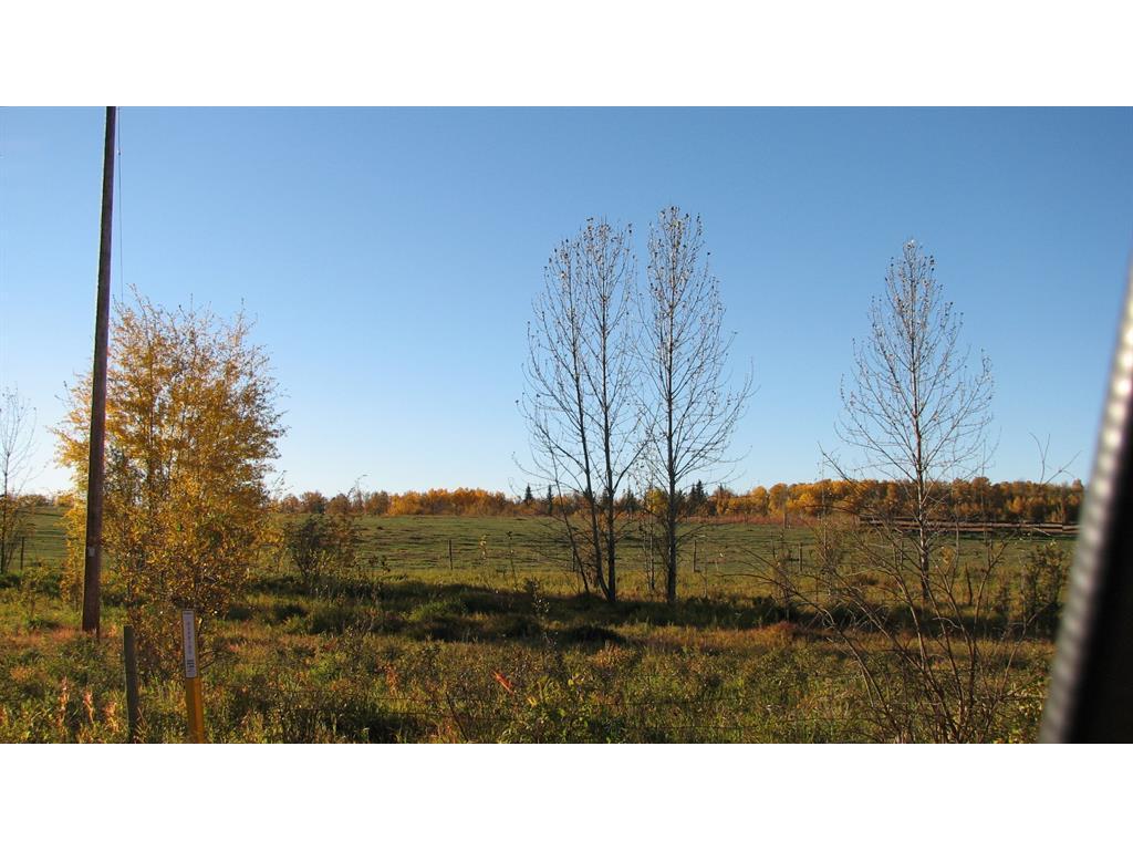 









17


Wood Heights

Road,
Rural Athabasca County,







AB
T9S 2A6

