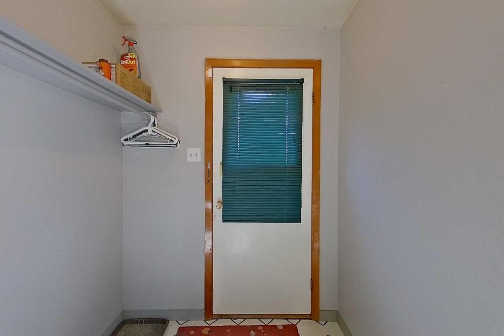 









5009


48 Avenue

,
Athabasca,




AB
T9S2A4

