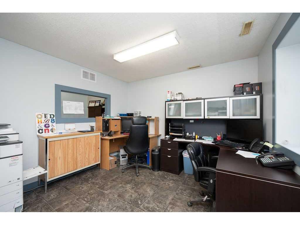 









4814


50

Street,
Athabasca,




AB
T9S 1C9

