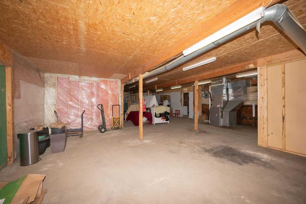 









5008


50

Avenue,
Colinton,




AB
T0G 0R0

