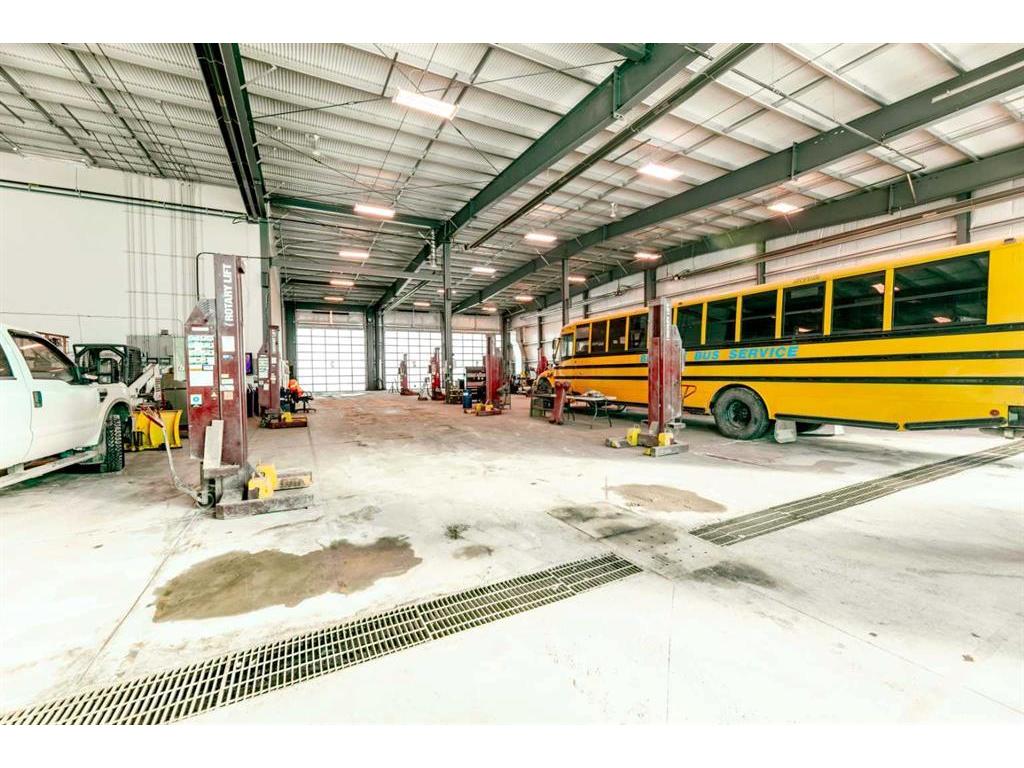 









156


Steele

Crescent,
Hinton,




AB
T7V 2G5

