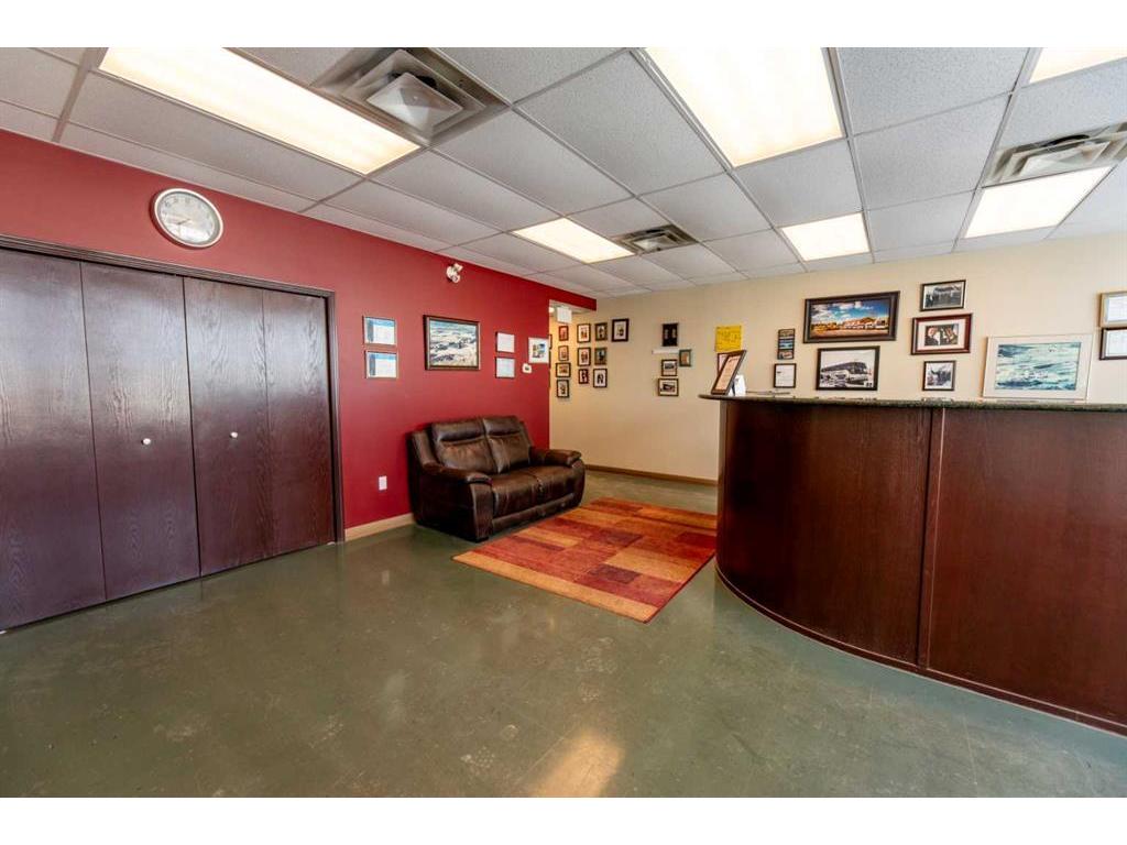 









156


Steele

Crescent,
Hinton,




AB
T7V 2G5

