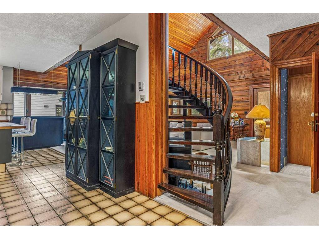 









317


Buffalo

Street,
Banff,




AB
T1L 1A1

