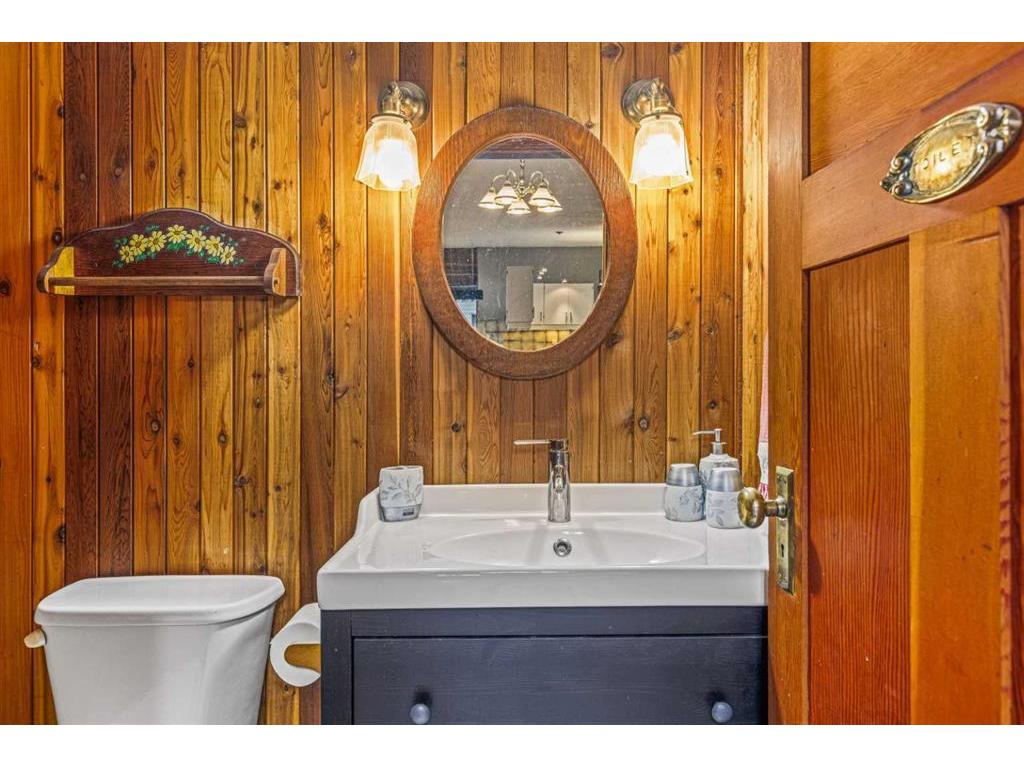 









317


Buffalo

Street,
Banff,




AB
T1L 1A1

