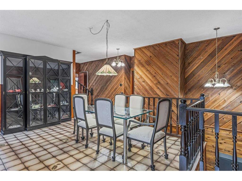 









317


Buffalo

Street,
Banff,




AB
T1L 1A1

