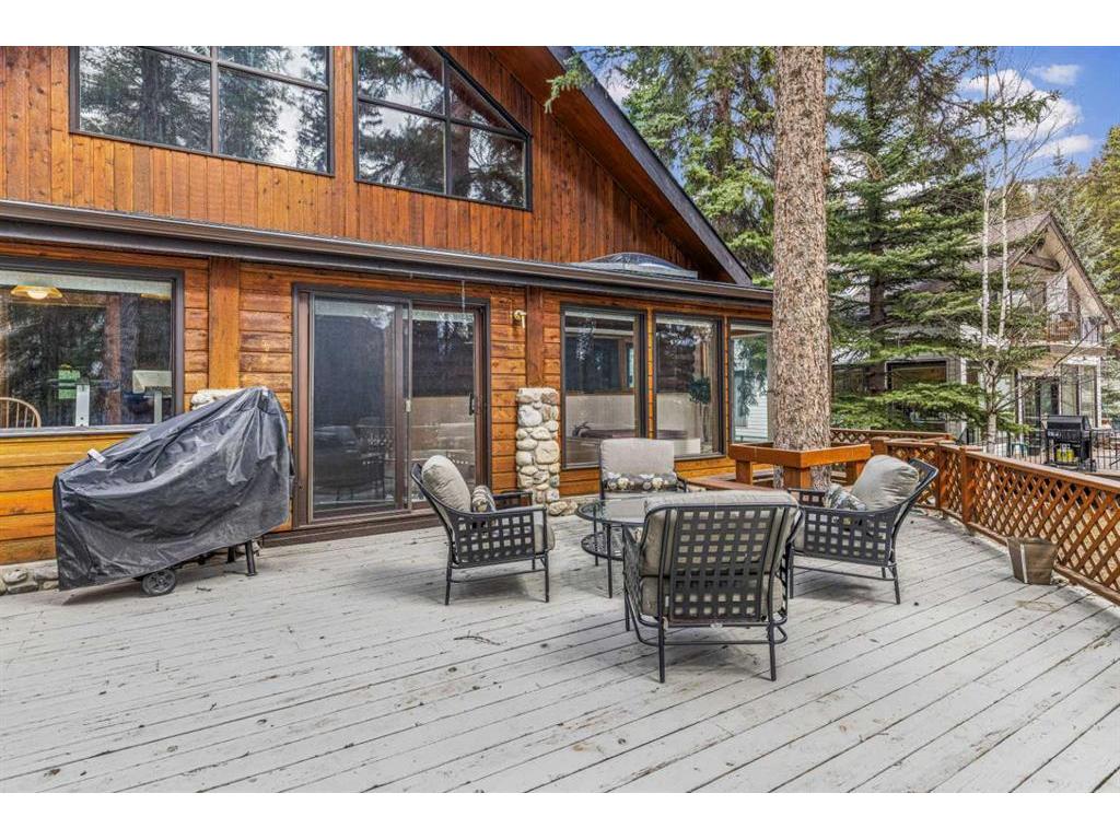 









317


Buffalo

Street,
Banff,




AB
T1L 1A1

