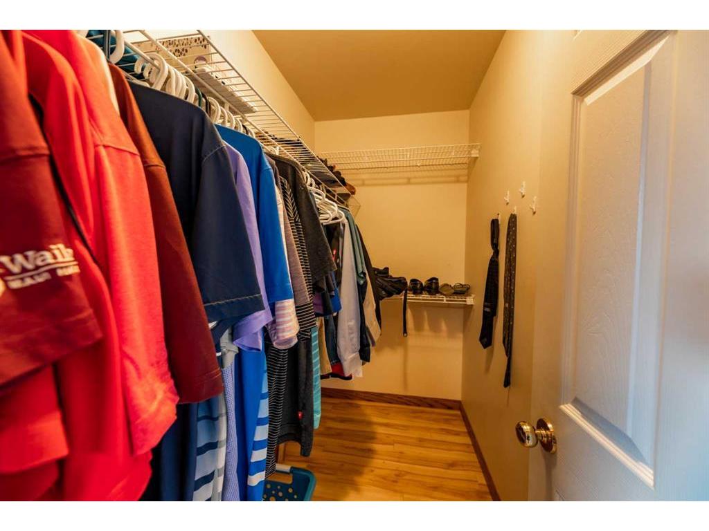 









129


Mackay

Crescent,
Hinton,




AB
T7V 2C7

