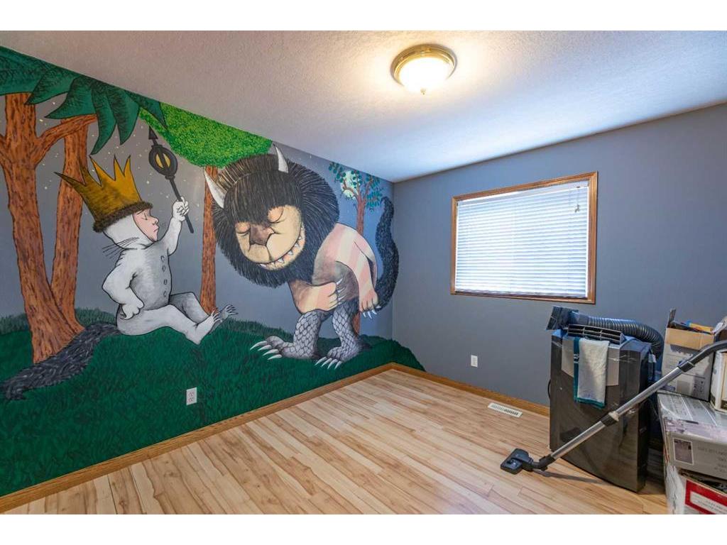 









129


Mackay

Crescent,
Hinton,




AB
T7V 2C7

