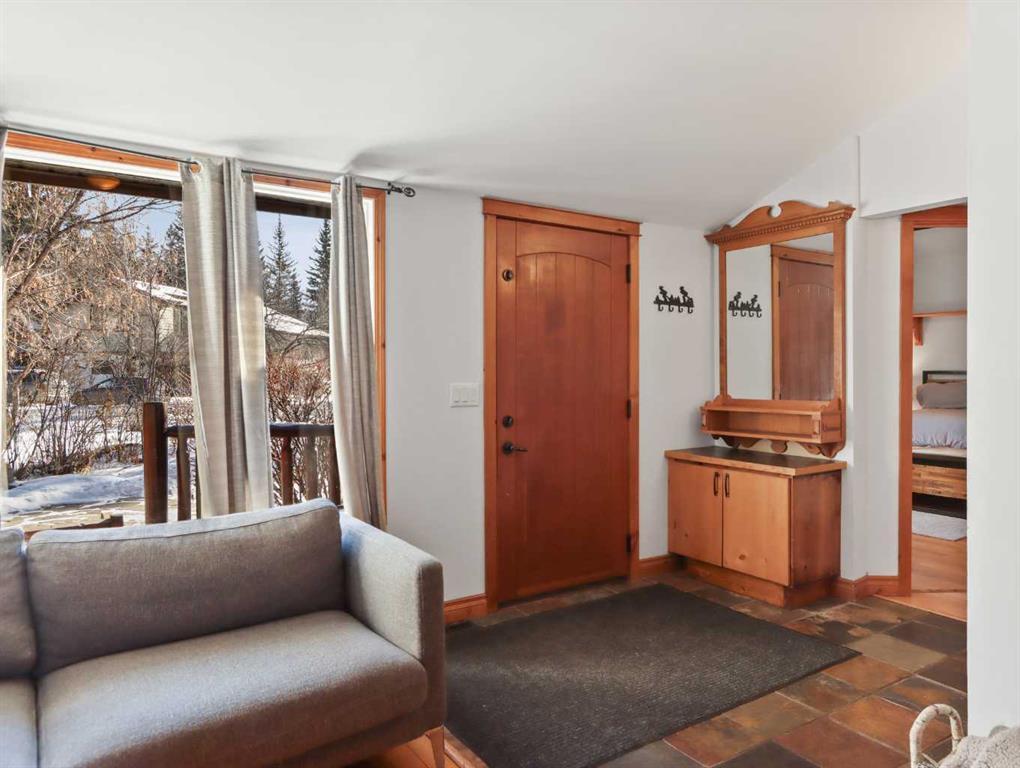 









21


Pinewood

Crescent,
Canmore,




AB
T1W1P8

