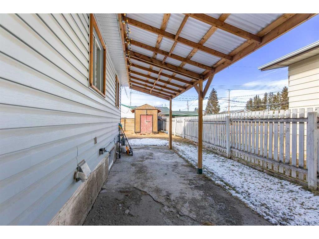 









135


Sherwood

Drive,
Hinton,




AB
T7V 1P6

