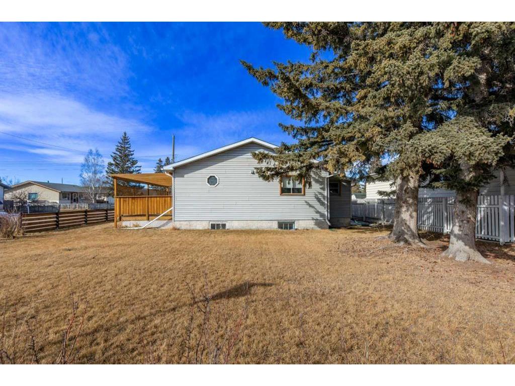 









135


Sherwood

Drive,
Hinton,




AB
T7V 1P6

