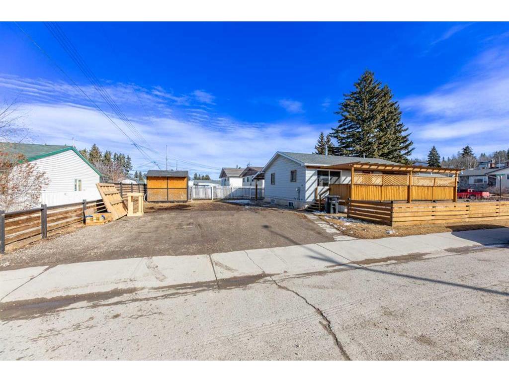 









135


Sherwood

Drive,
Hinton,




AB
T7V 1P6

