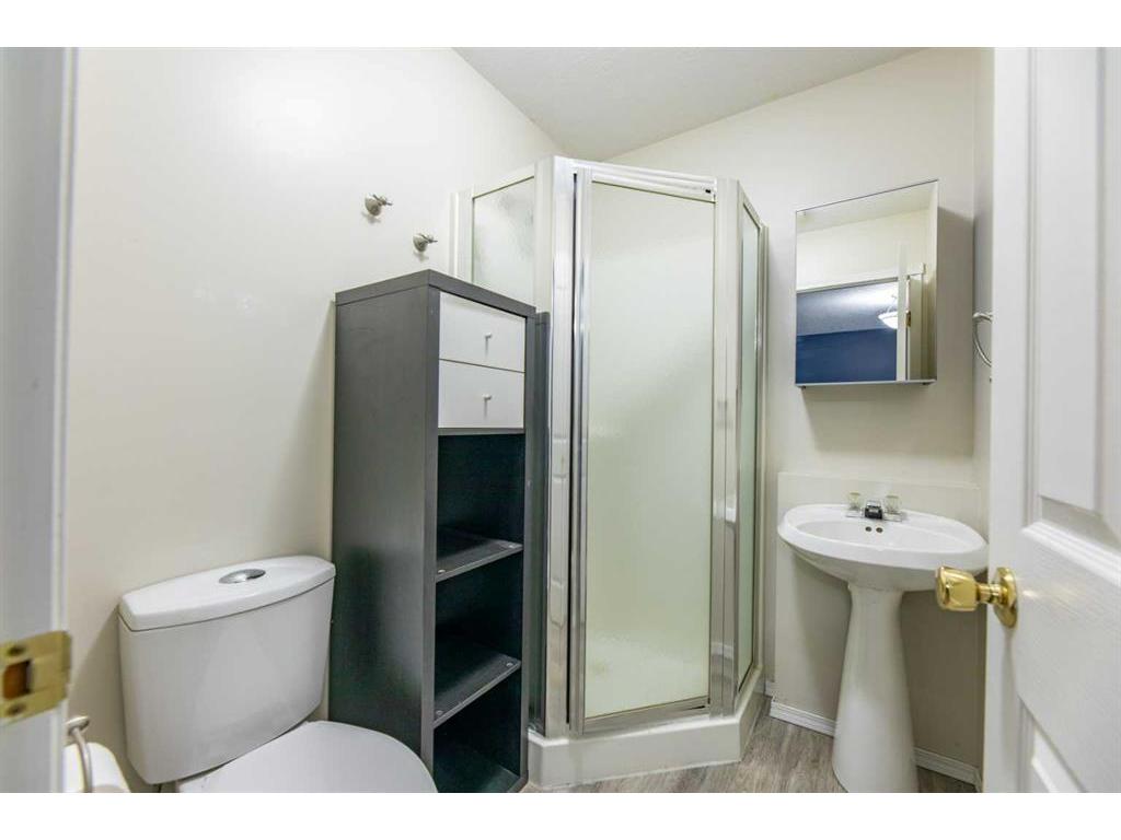









522


Boutin

Avenue,
Hinton,




AB
T7V 1A8

