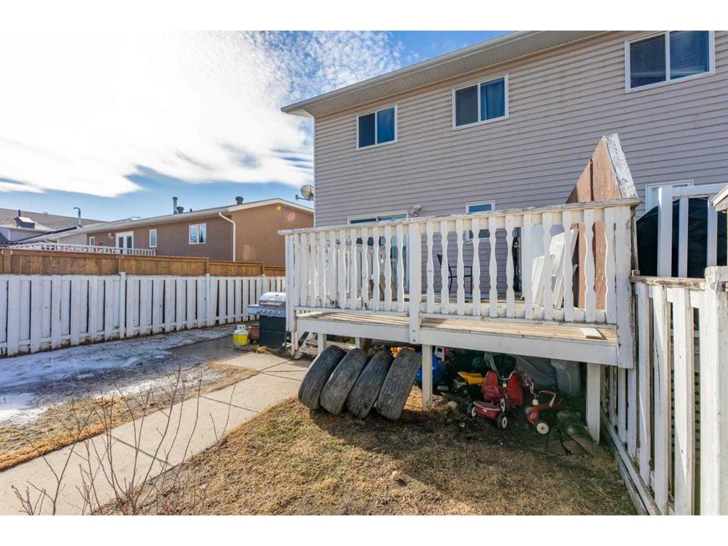 









522


Boutin

Avenue,
Hinton,




AB
T7V 1A8

