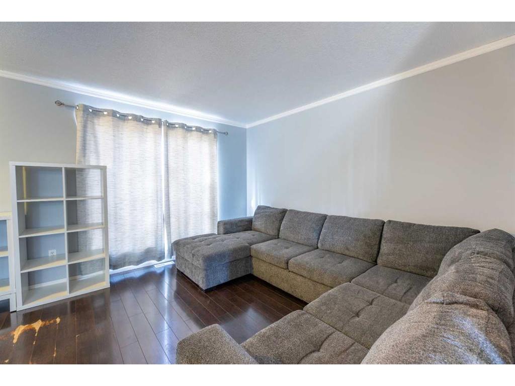 









522


Boutin

Avenue,
Hinton,




AB
T7V 1A8


