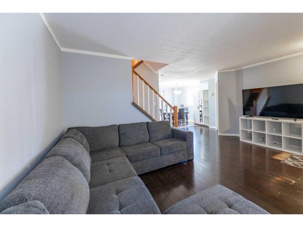 









522


Boutin

Avenue,
Hinton,




AB
T7V 1A8

