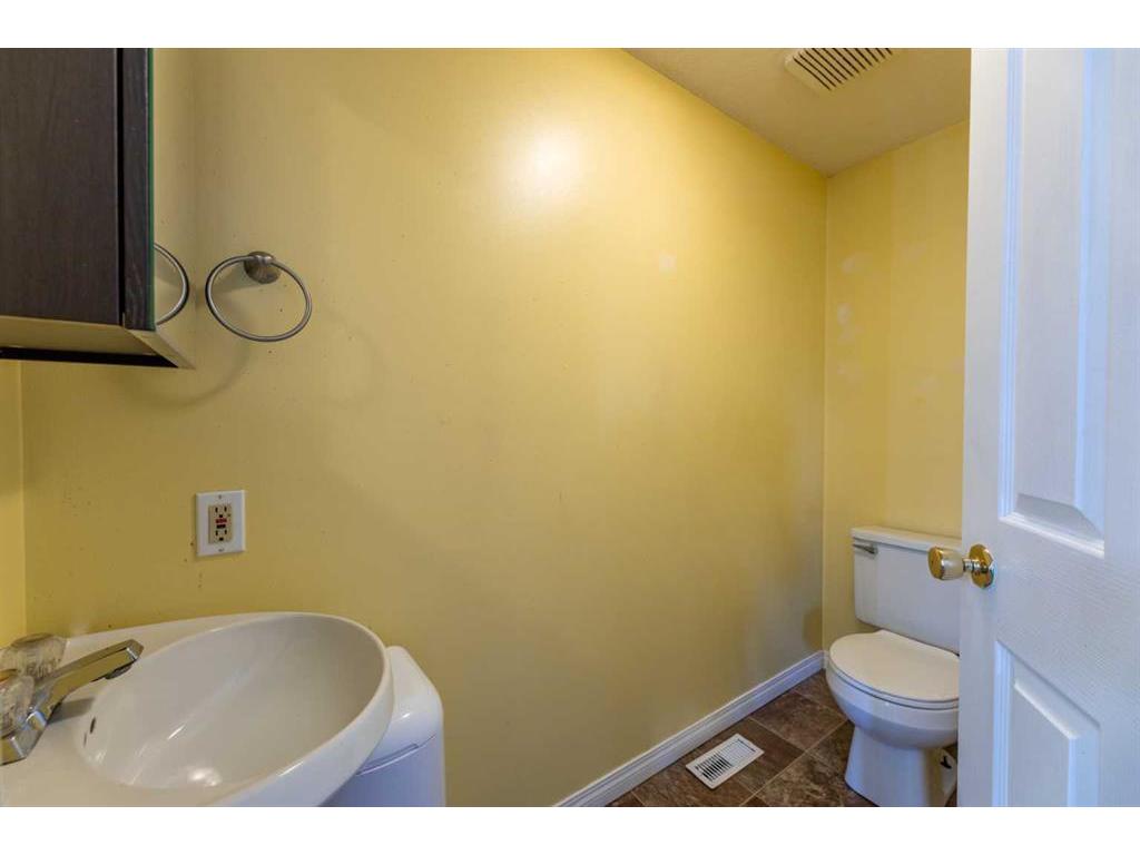 









522


Boutin

Avenue,
Hinton,




AB
T7V 1A8

