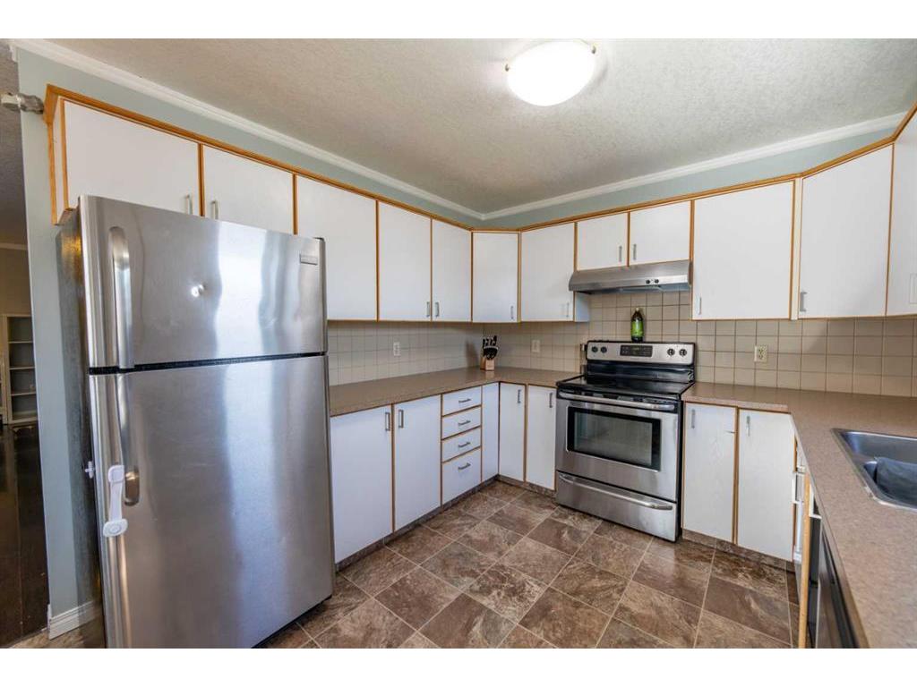 









522


Boutin

Avenue,
Hinton,




AB
T7V 1A8

