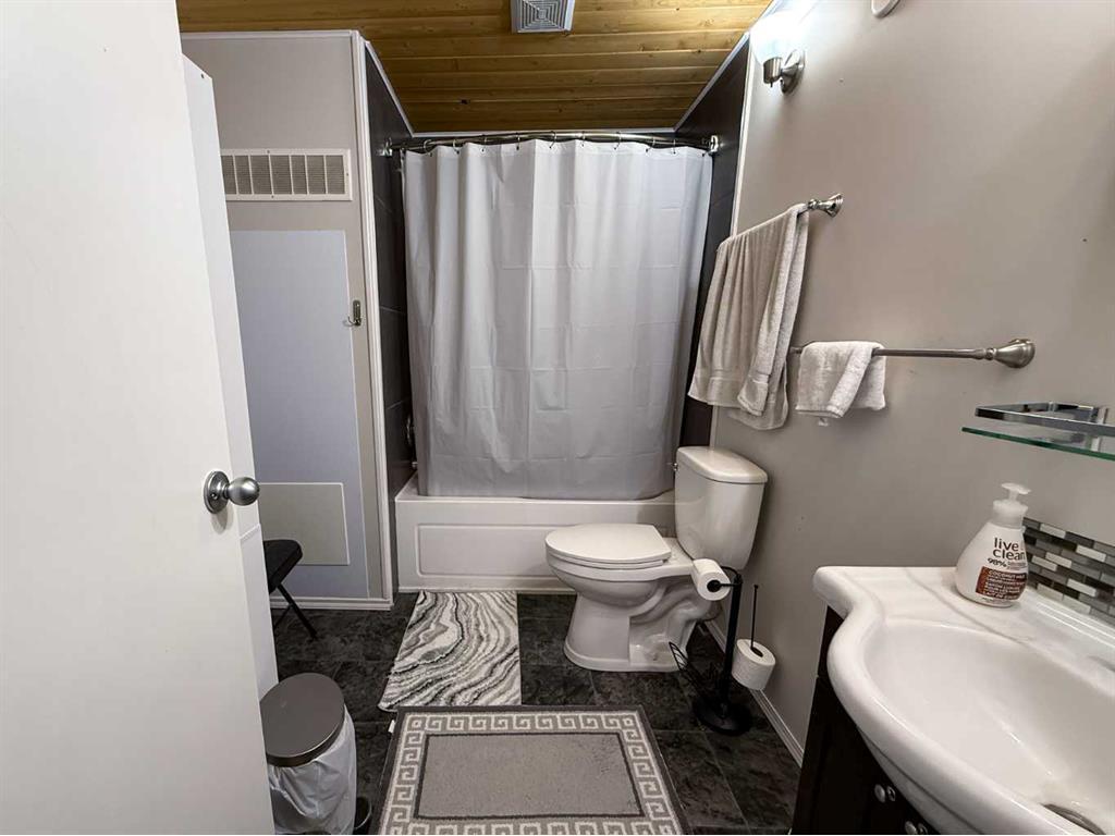 









133


Jarvis

Street, 346,
Hinton,




AB
T7V 1R9

