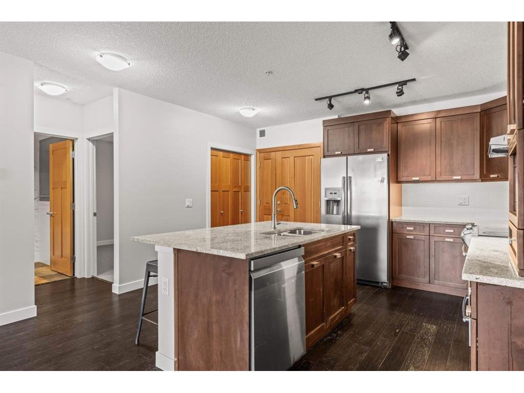 









106


Stewart Creek

Landing, 220,
Canmore,




AB
T1W 0G6

