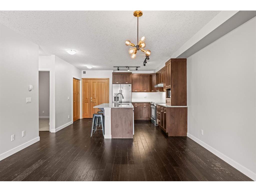 









106


Stewart Creek

Landing, 220,
Canmore,




AB
T1W 0G6

