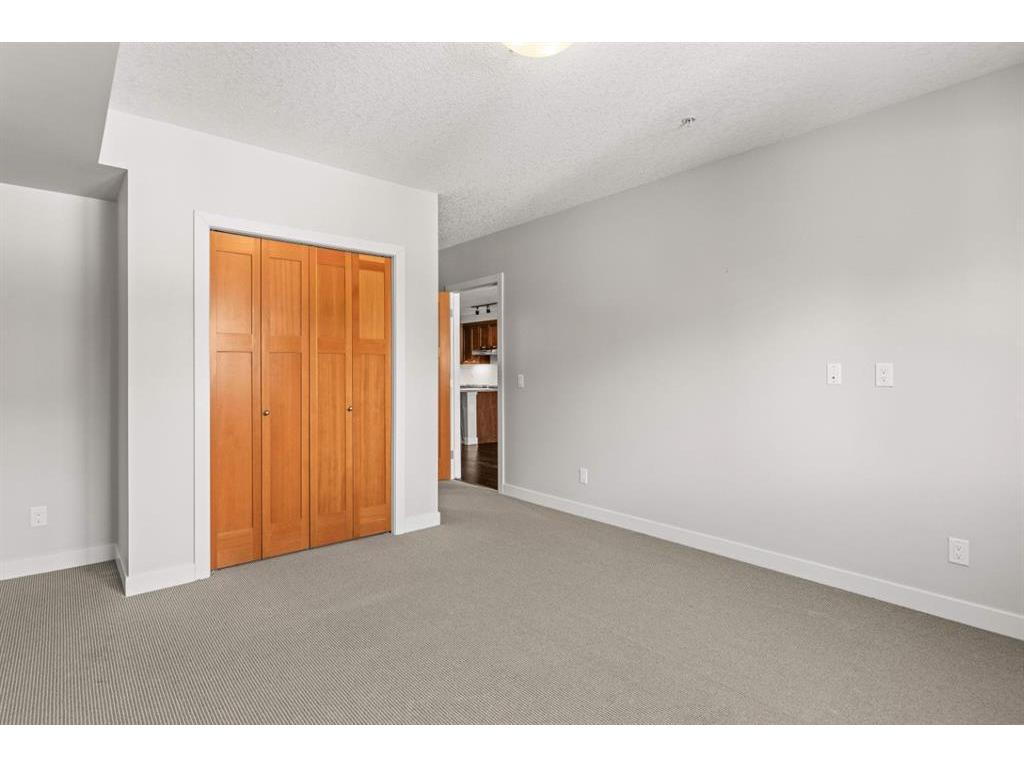 









106


Stewart Creek

Landing, 220,
Canmore,




AB
T1W 0G6

