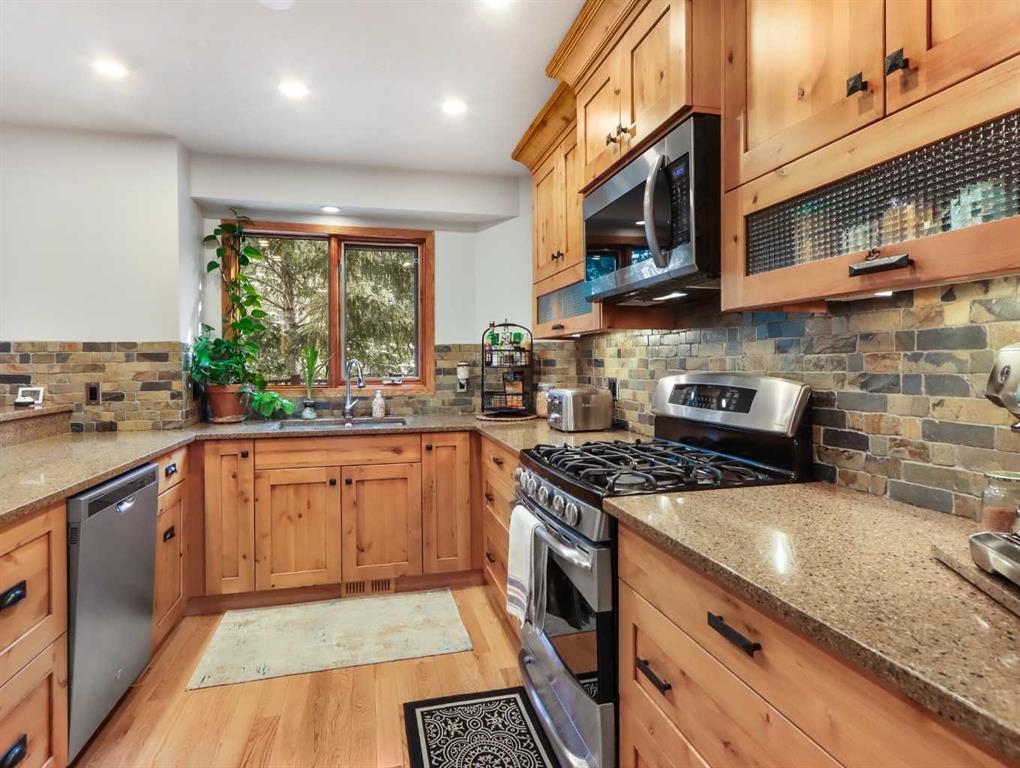 









160


Benchlands

Terrace,
Canmore,




AB
T1W1G2

