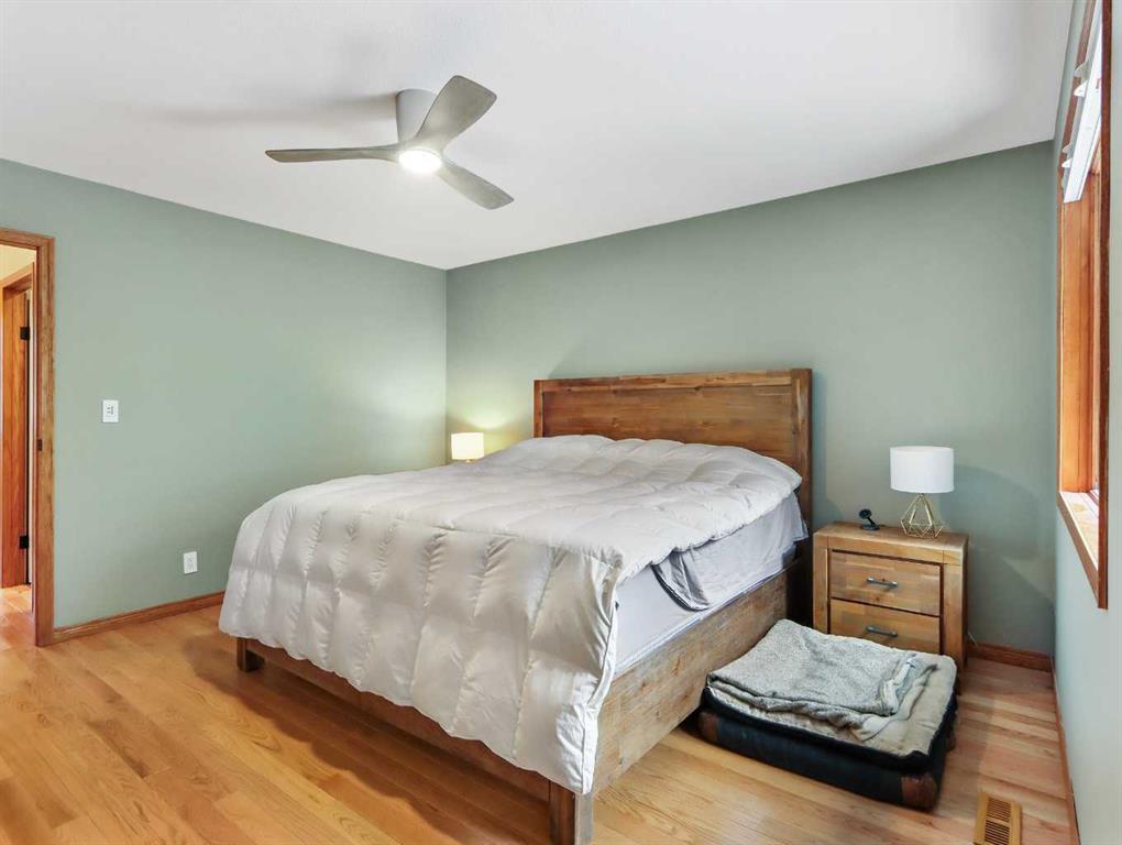 









160


Benchlands

Terrace,
Canmore,




AB
T1W1G2

