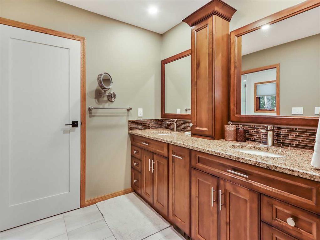 









160


Benchlands

Terrace,
Canmore,




AB
T1W1G2

