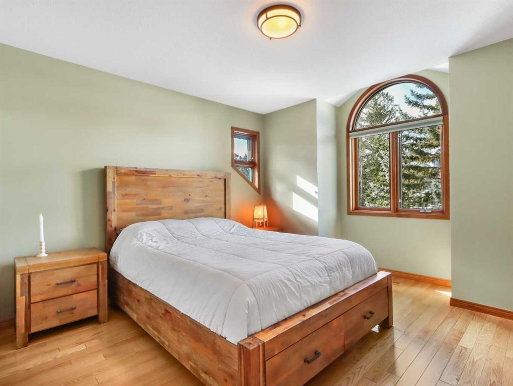 









160


Benchlands

Terrace,
Canmore,




AB
T1W1G2

