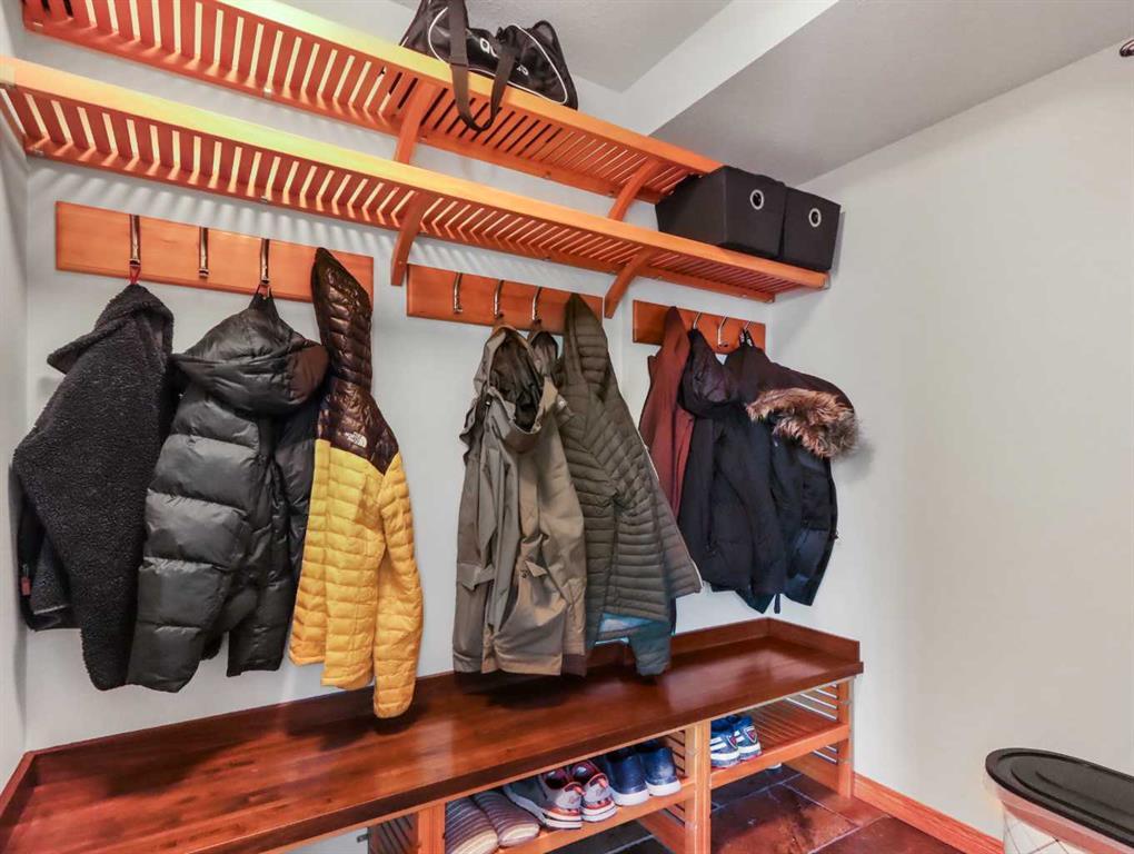 









160


Benchlands

Terrace,
Canmore,




AB
T1W1G2

