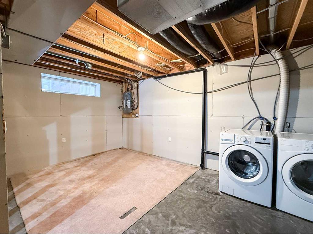 









243


Baker

Street,
Hinton,




AB
T7V 2C4

