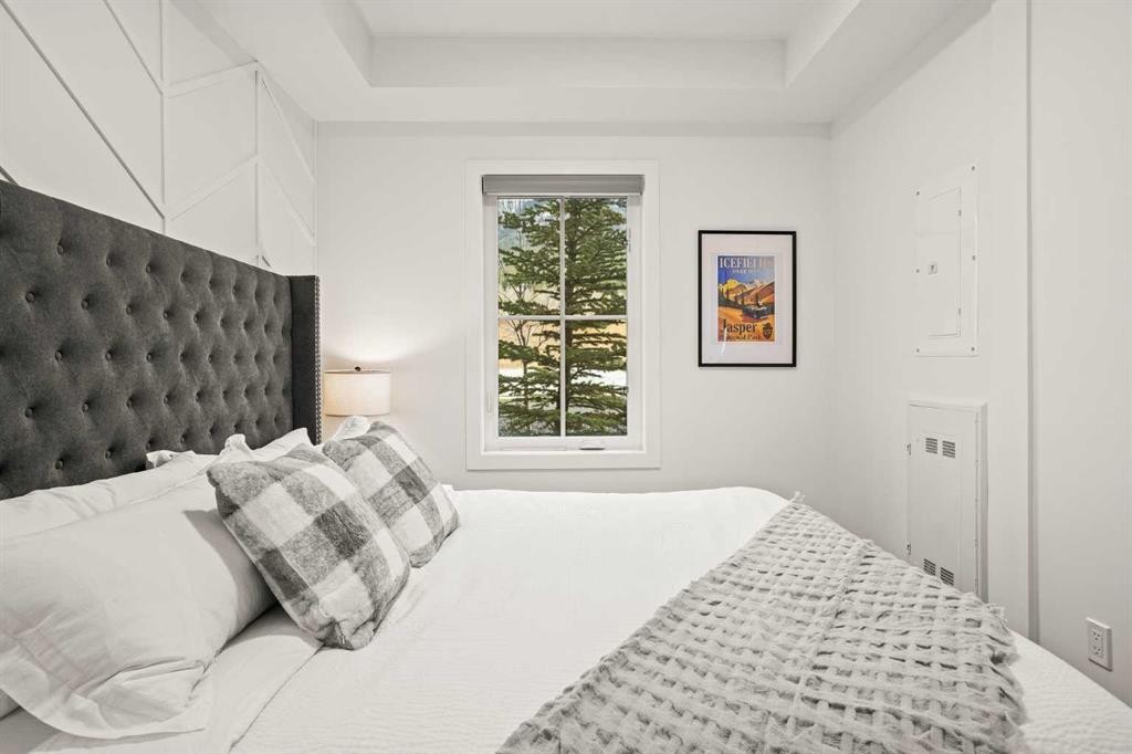 









1717


Mountain

Avenue, 103,
Canmore,




AB
T2W 2W1

